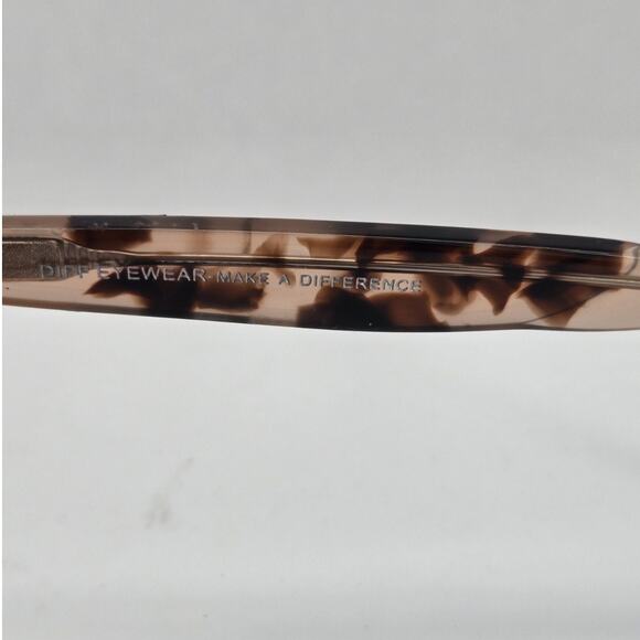 Diff Eyeware Polarized Cosmo Tortoise Sunglasses HM-TF40P main image 12
